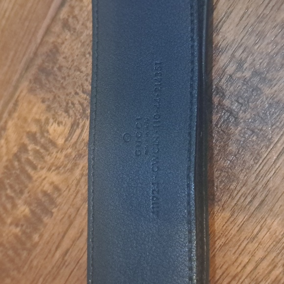 GUCCI Interlocking G Signature Leather Belt - Picture 5 of 10